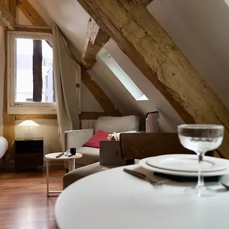 Les Toits Du Vieux Marche - * Rouen
